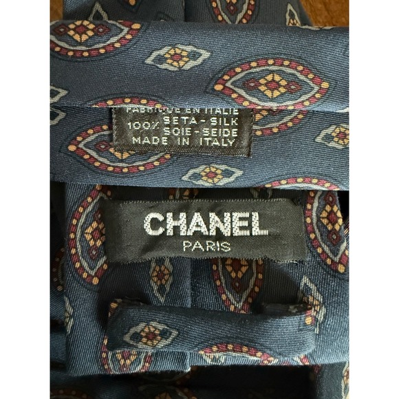Chanel Paris Silk Necktie‎ Blue Paisley Pattern Made in Italy Mens